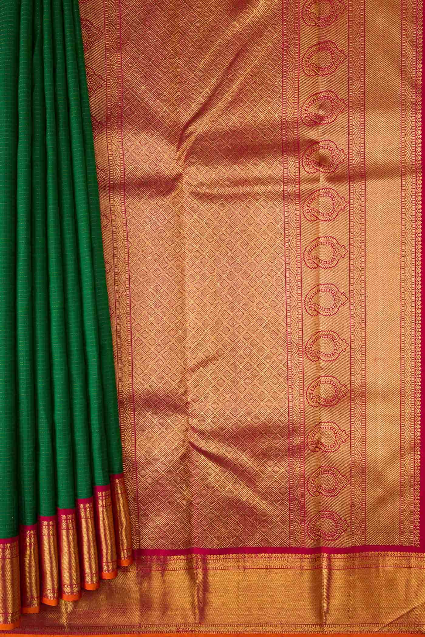 Pure Silk Pure Zari Bottle Green Dual Tone Kanchipuram Saree