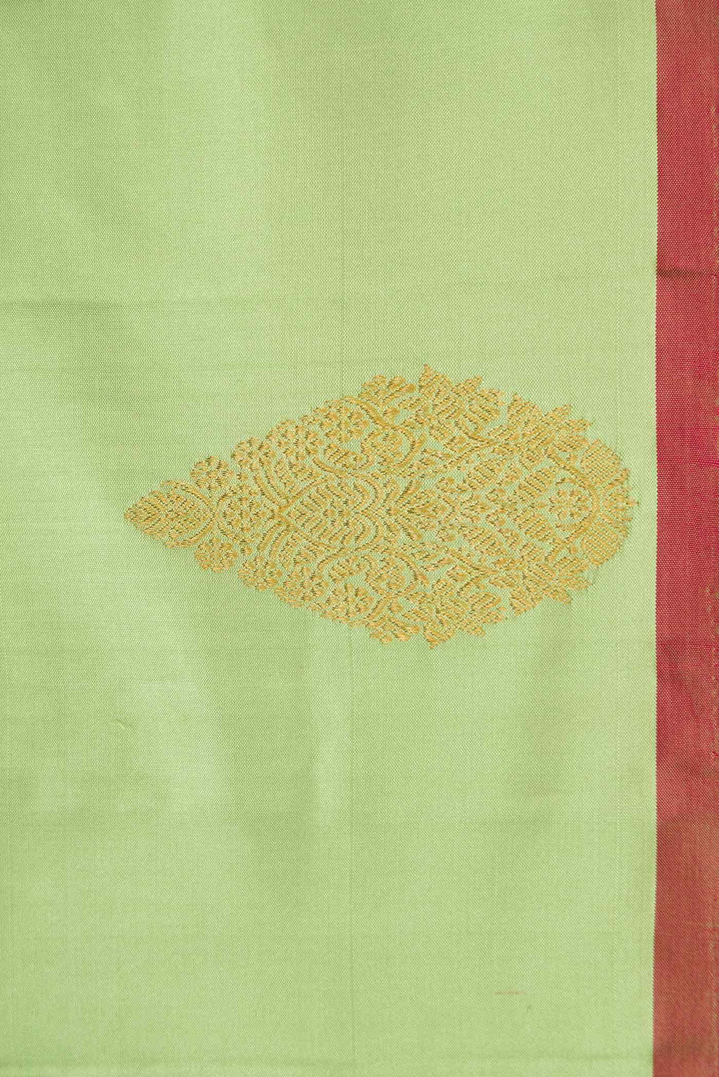 Pure Silk Pure Zari Light Green Dual Tone Kanchipuram Saree