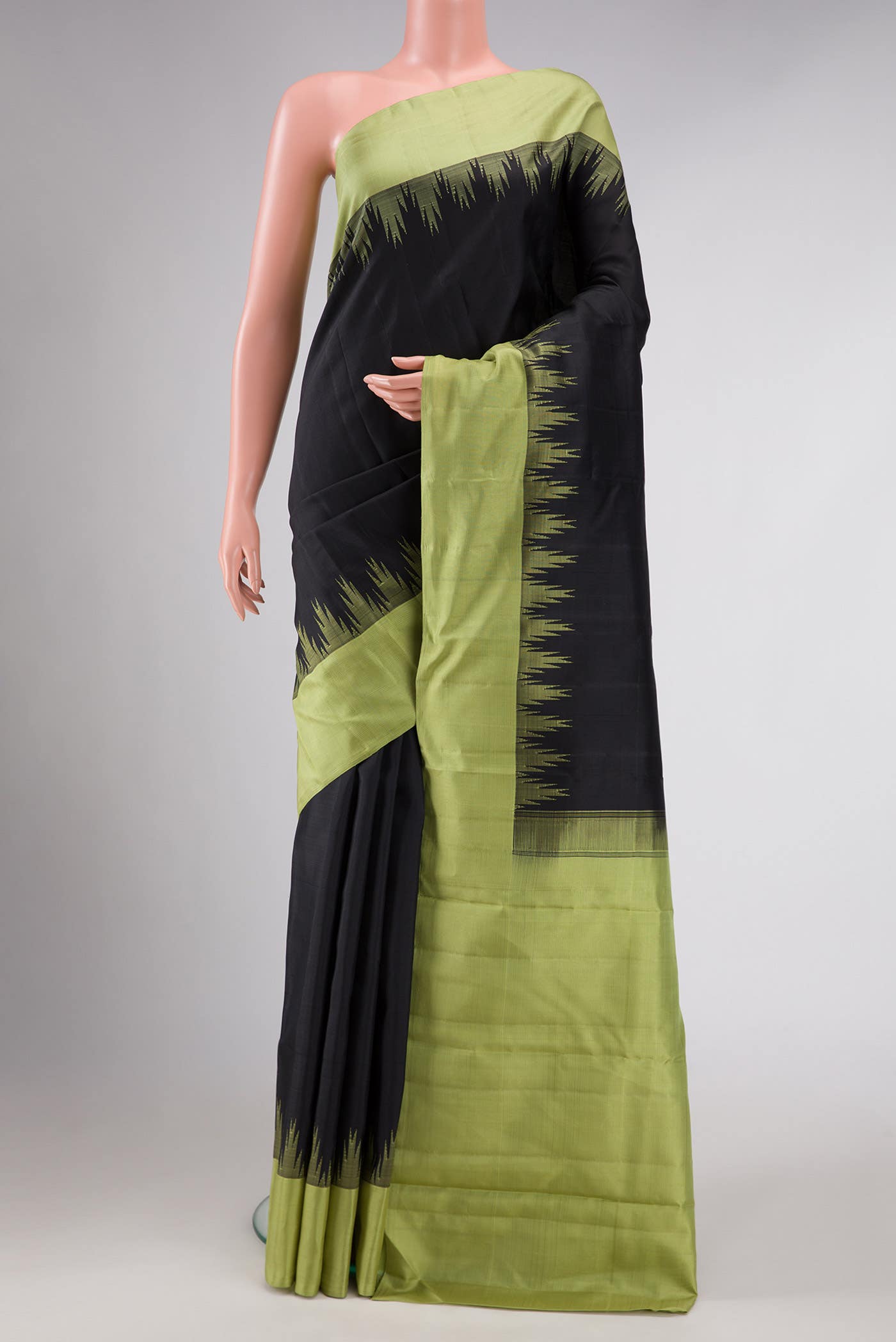Black Dual Tone Kanchipuram Silk Saree