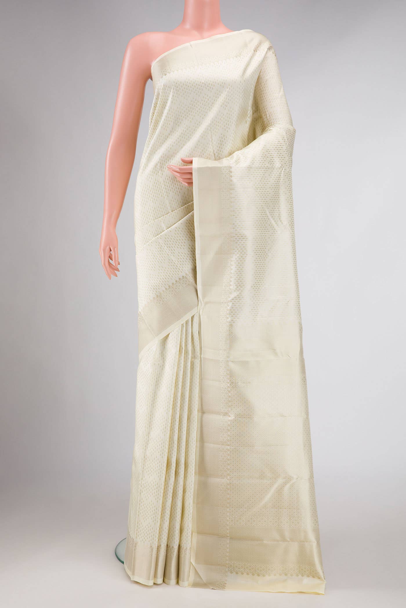 Off White Kanchipuram Silk Saree