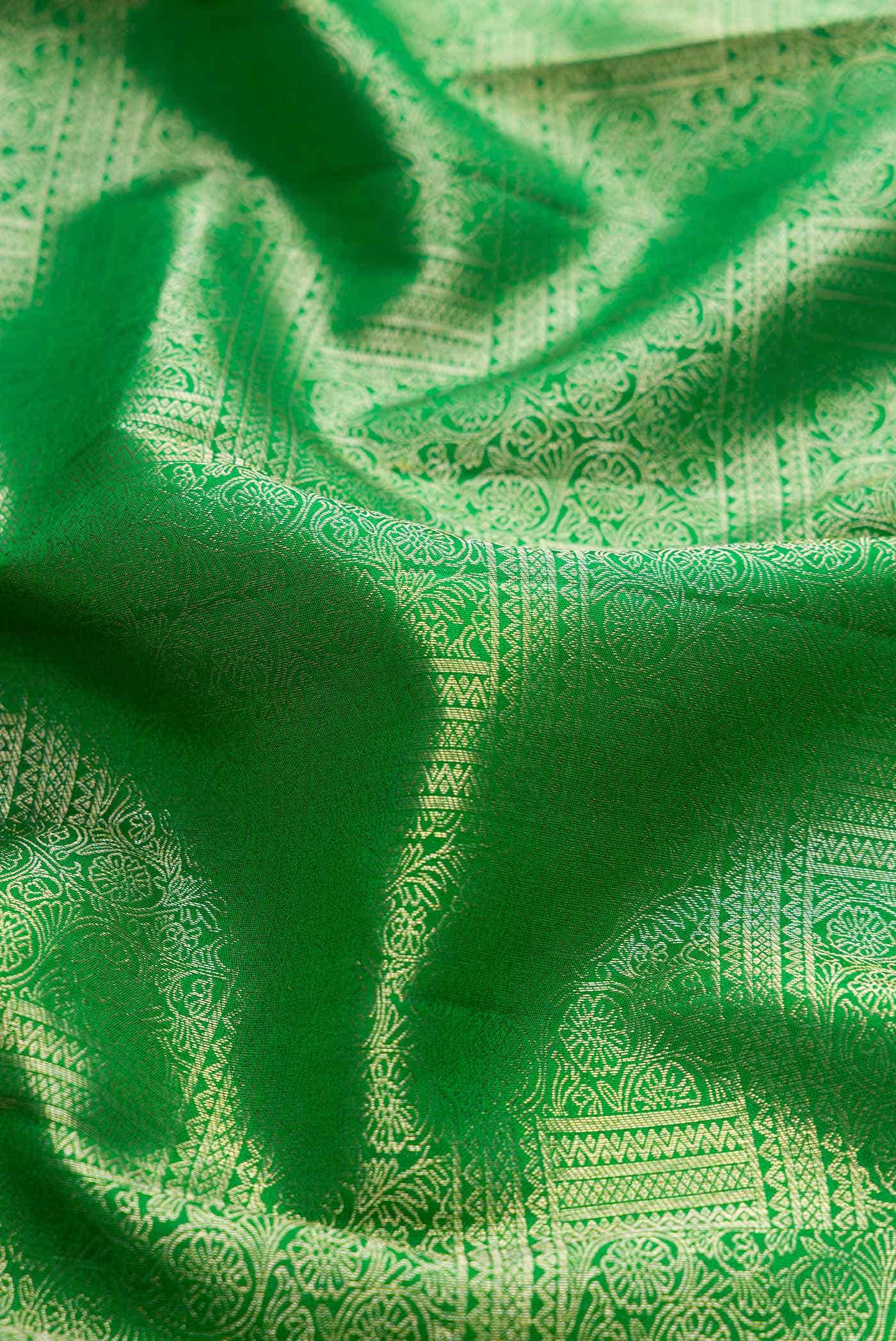 Green Dual Tone Kanchipuram Silk Saree