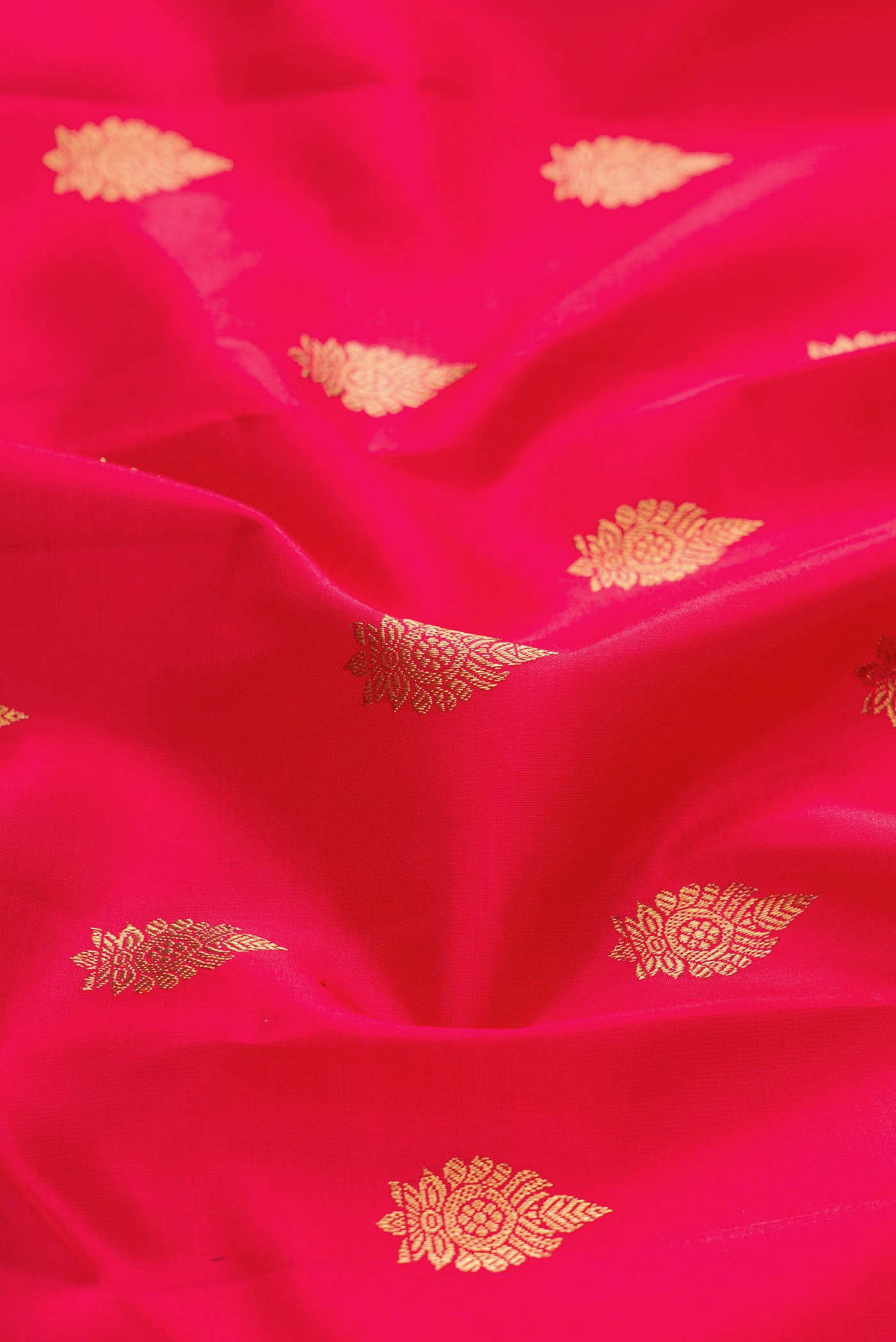 Pure Silk Pure Zari Red Dual Tone Kanchipuram Saree