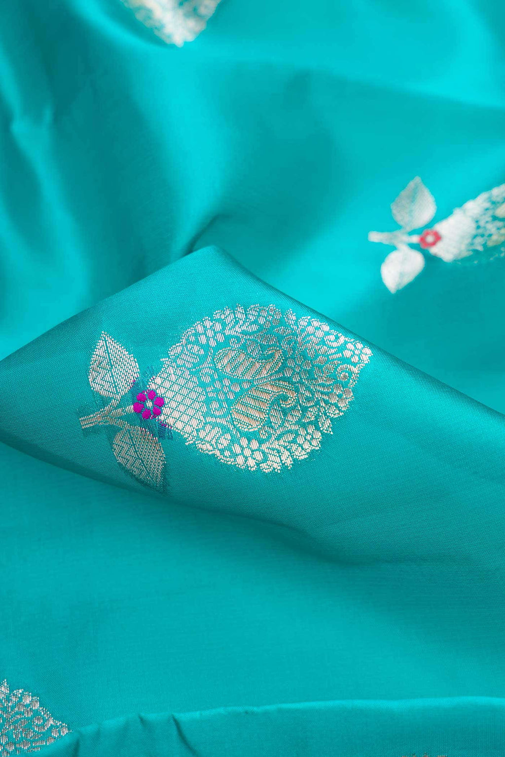Green Dual Tone Tussar Silk Saree