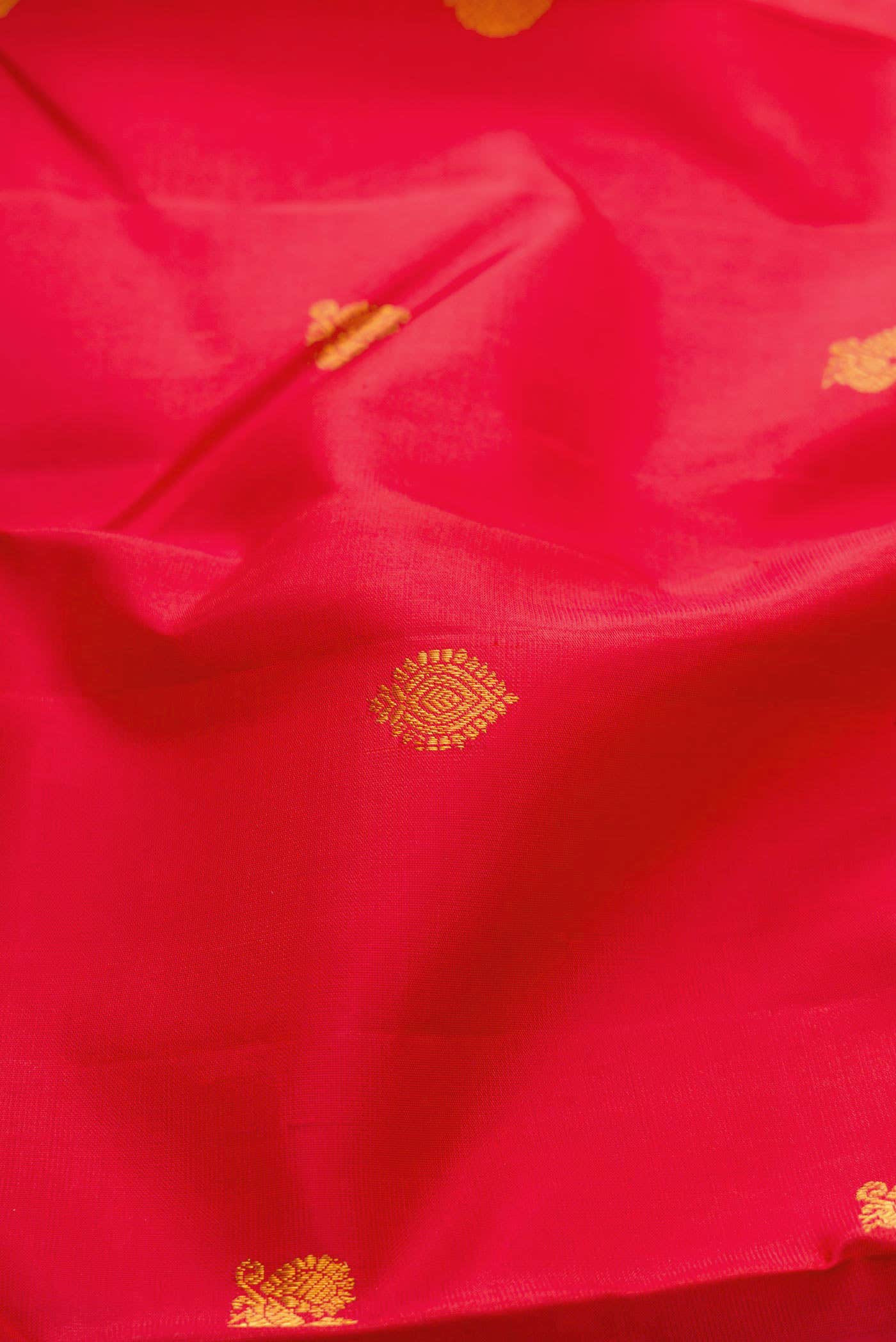 Pure Silk Pure Zari Red Dual Tone Kanchipuram Saree