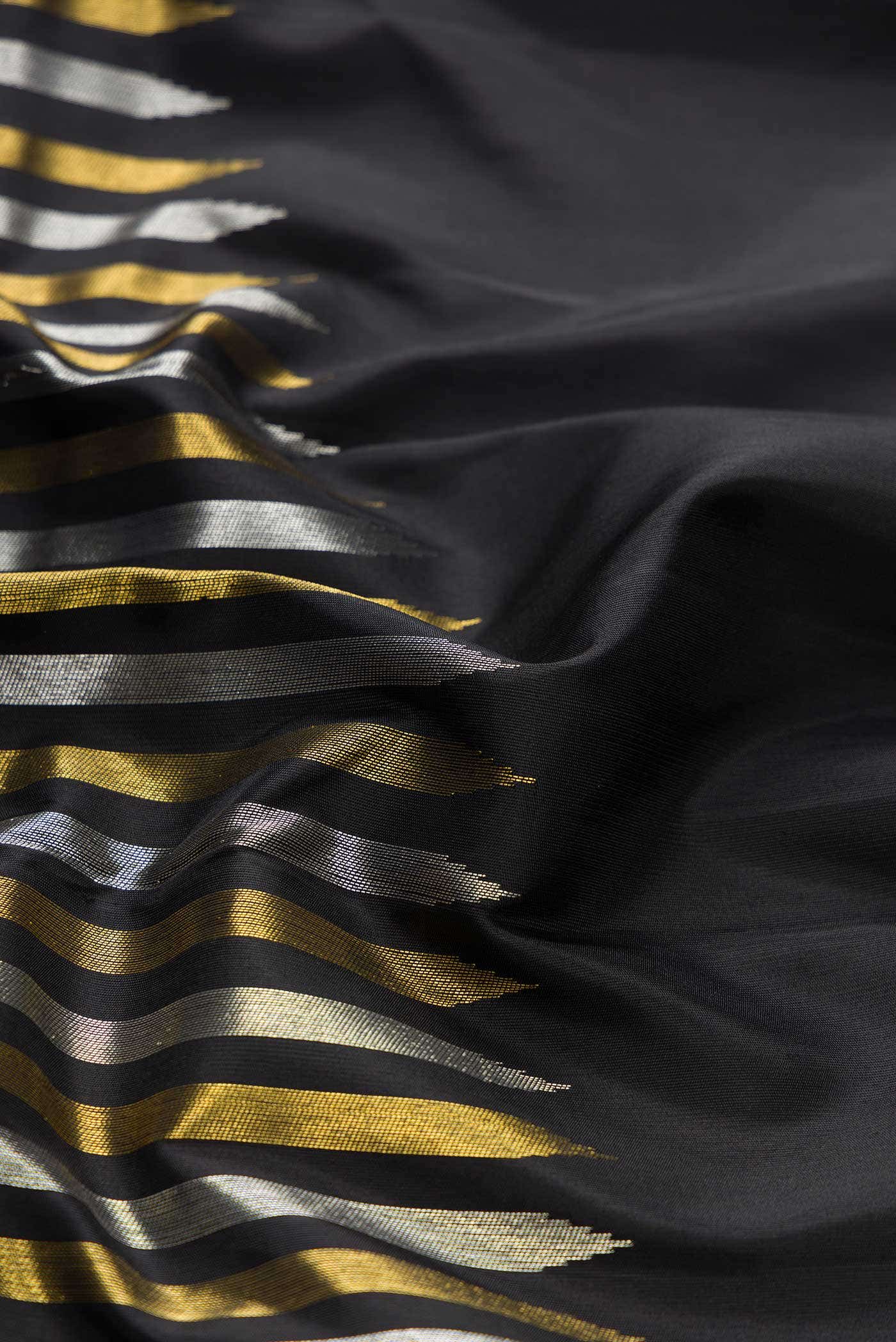 Pure Silk Pure Zari Black Kanchipuram Saree