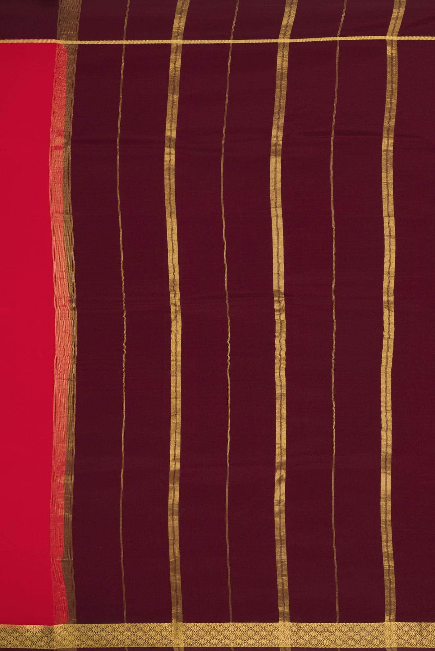 Pure Silk Pure Zari Red Dual Tone Mysore Crepe Saree