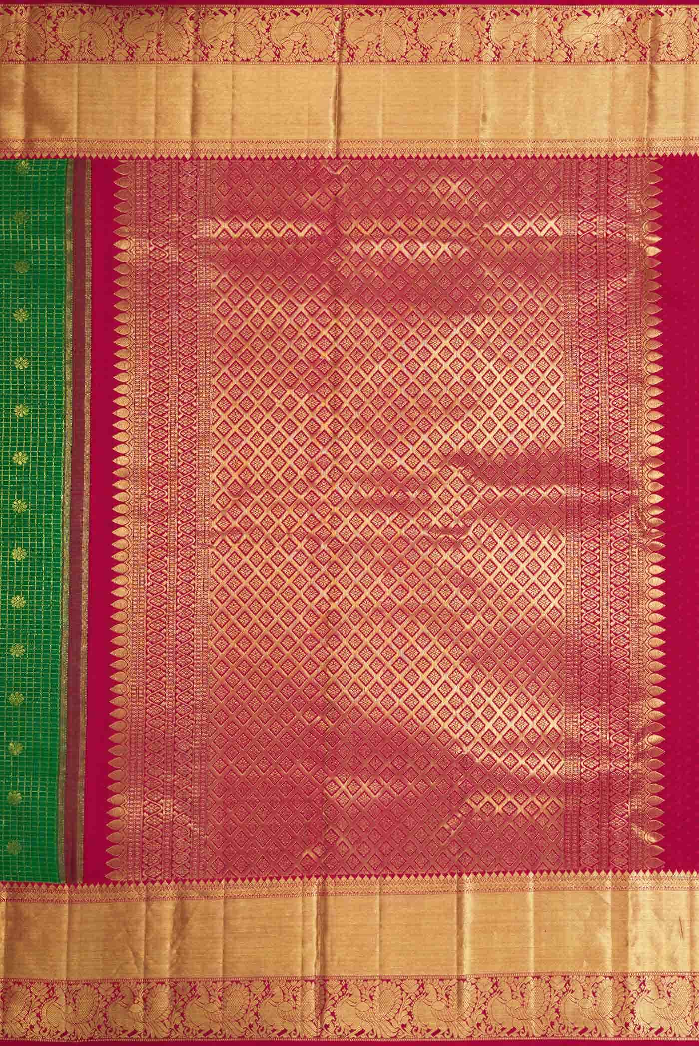 Green Dual Tone Kanchipuram Silk Saree