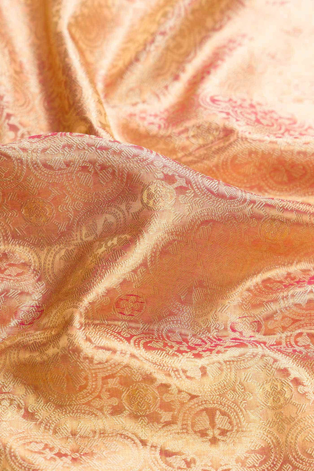 Pink Dual Tone Kanchipuram Tissue Silk Saree