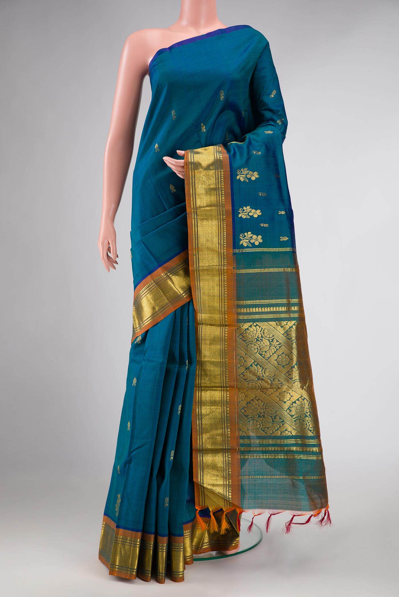 Peacock Blue Dual Tone Kanchipuram Silk Saree