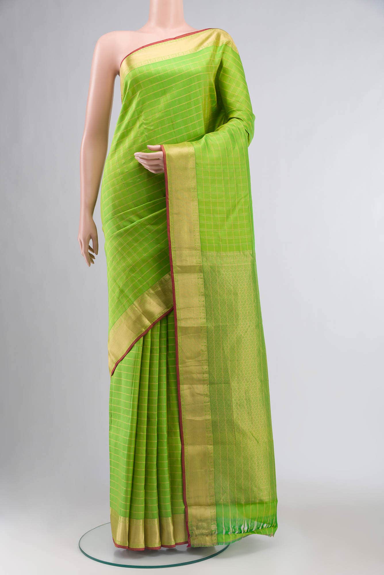 Parrot Green Kanchipuram Silk Saree