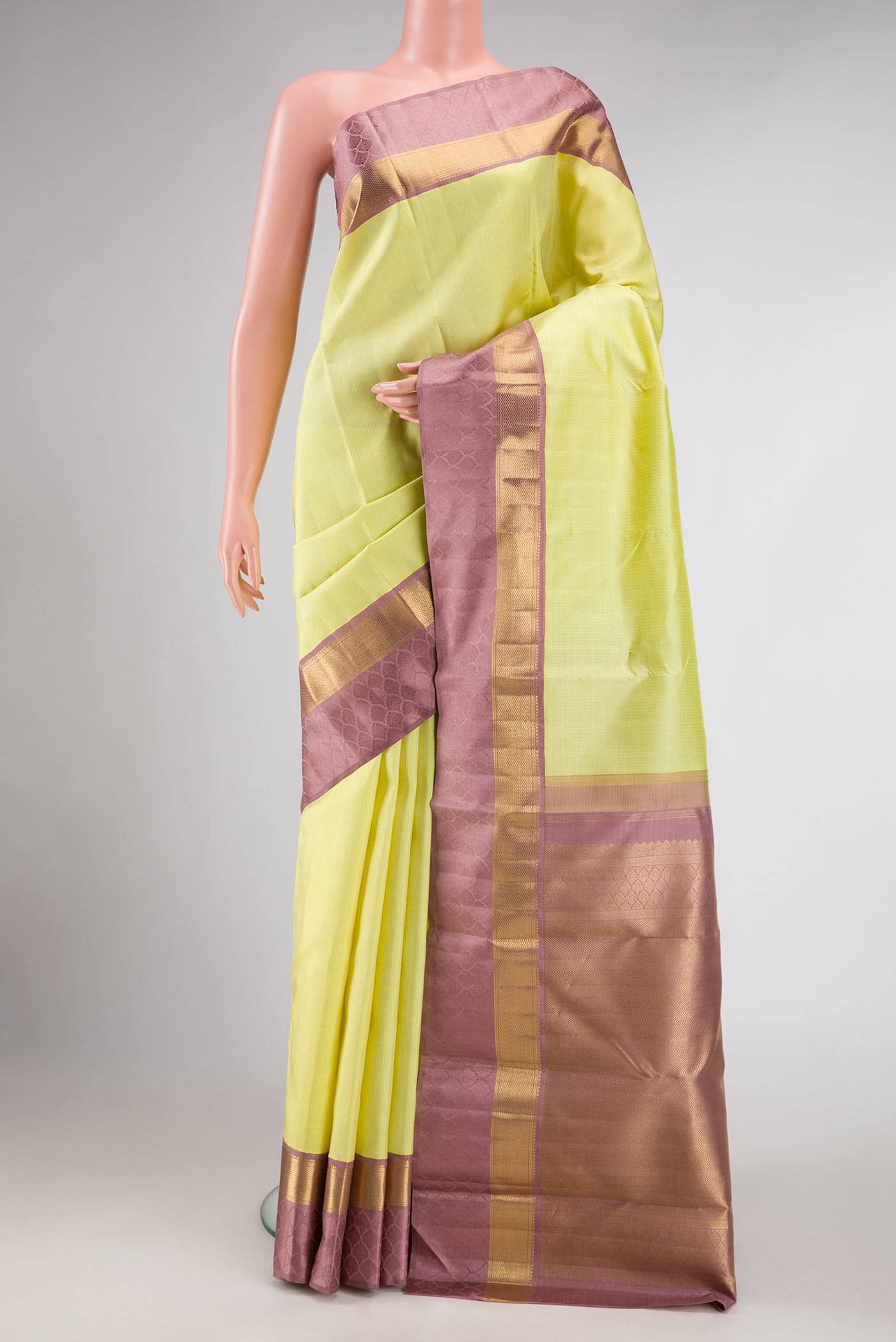 Pure Silk Pure Zari Light Green Dual Tone Kanchipuram Saree