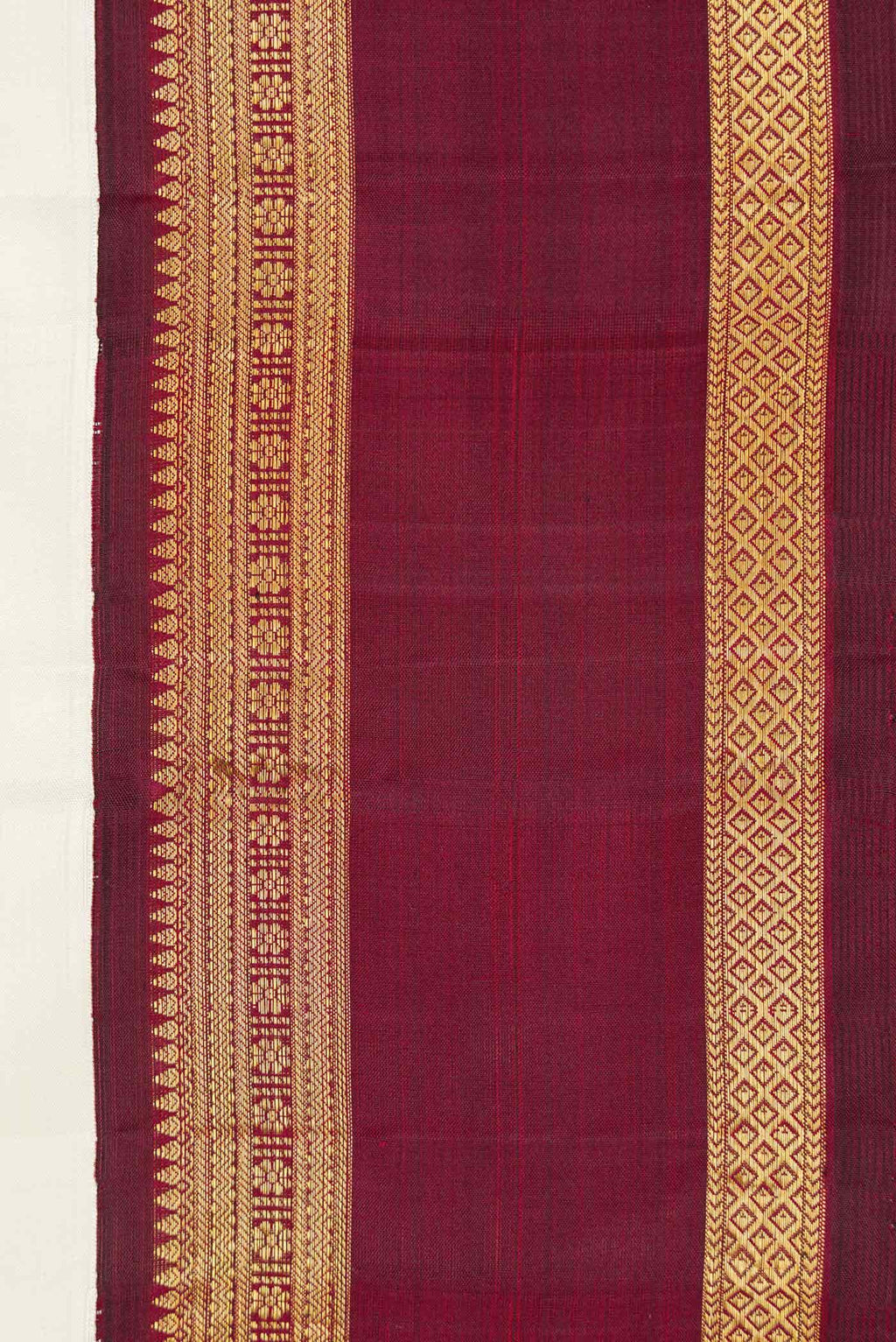 Pure Silk Pure Zari Off White Kanchipuram Saree