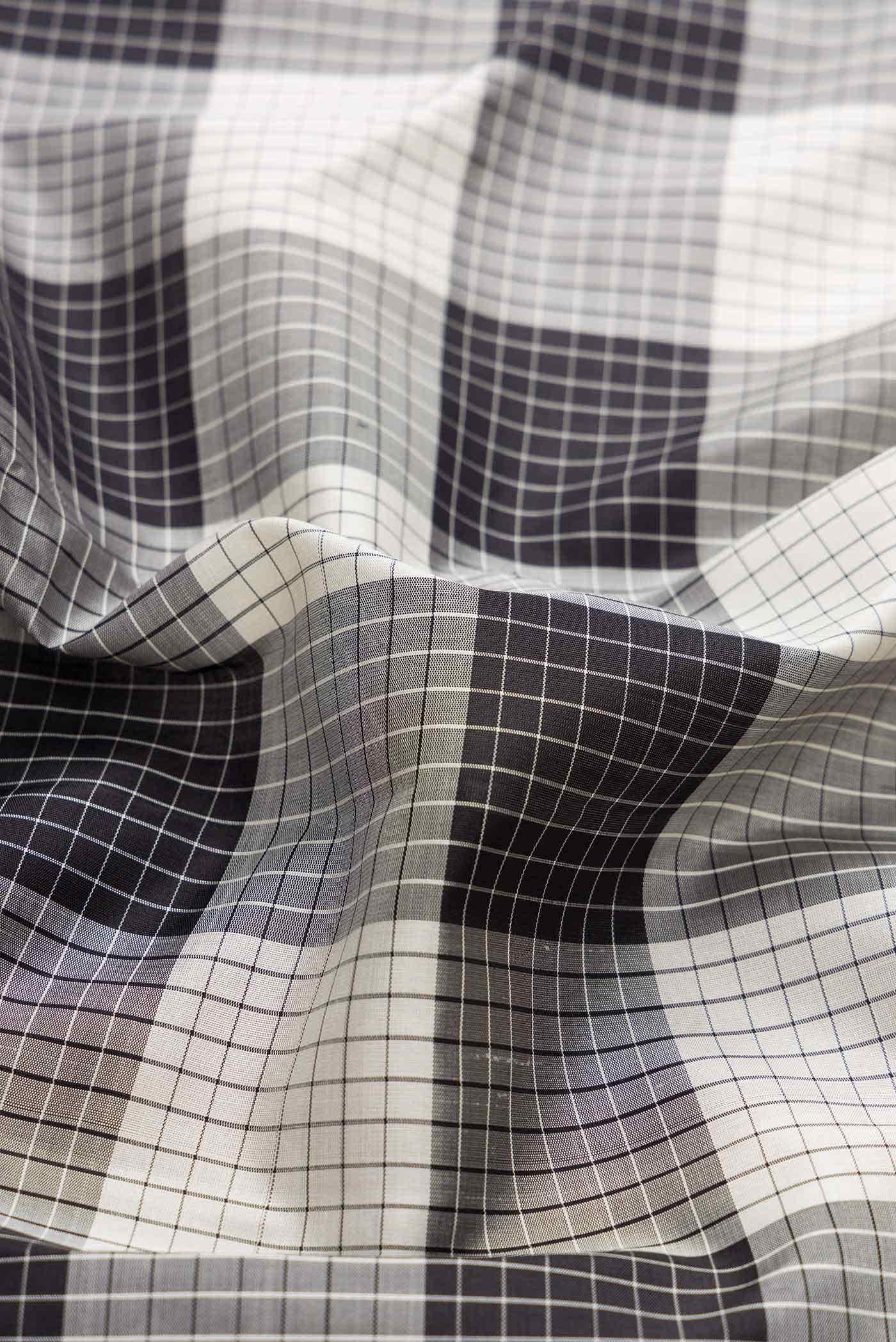 Pure Silk Pure Zari Black and White Dual Tone Kanchipuram Saree