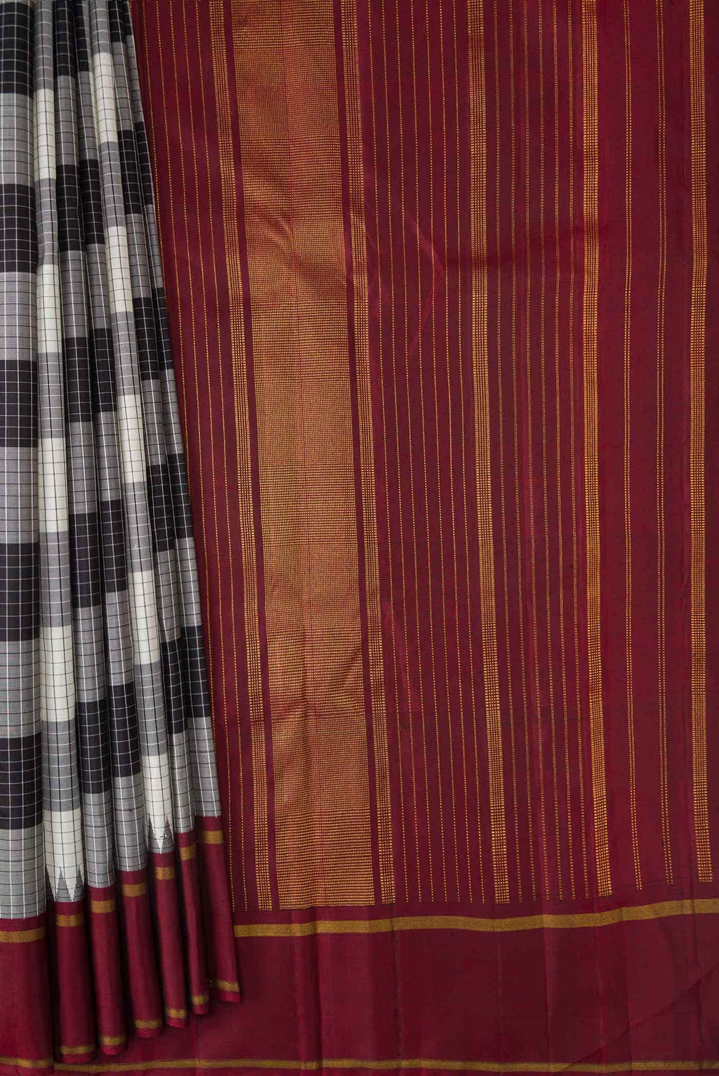 Pure Silk Pure Zari Black and White Dual Tone Kanchipuram Saree