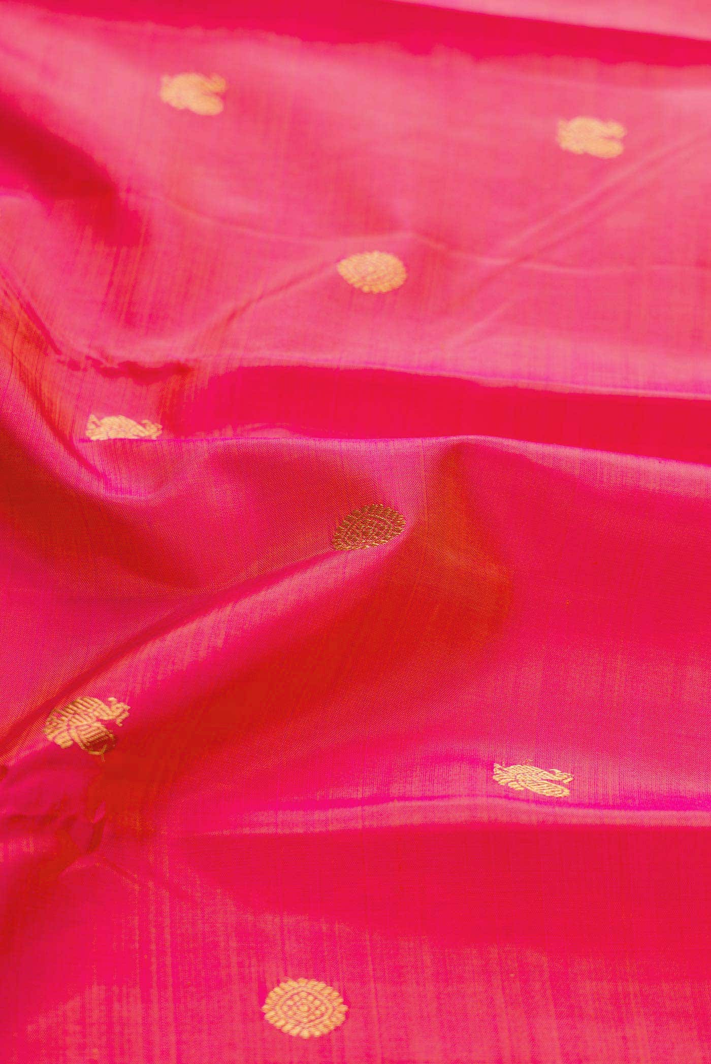 Pure Silk Pure Zari Coral Dual Tone Kanchipuram Saree