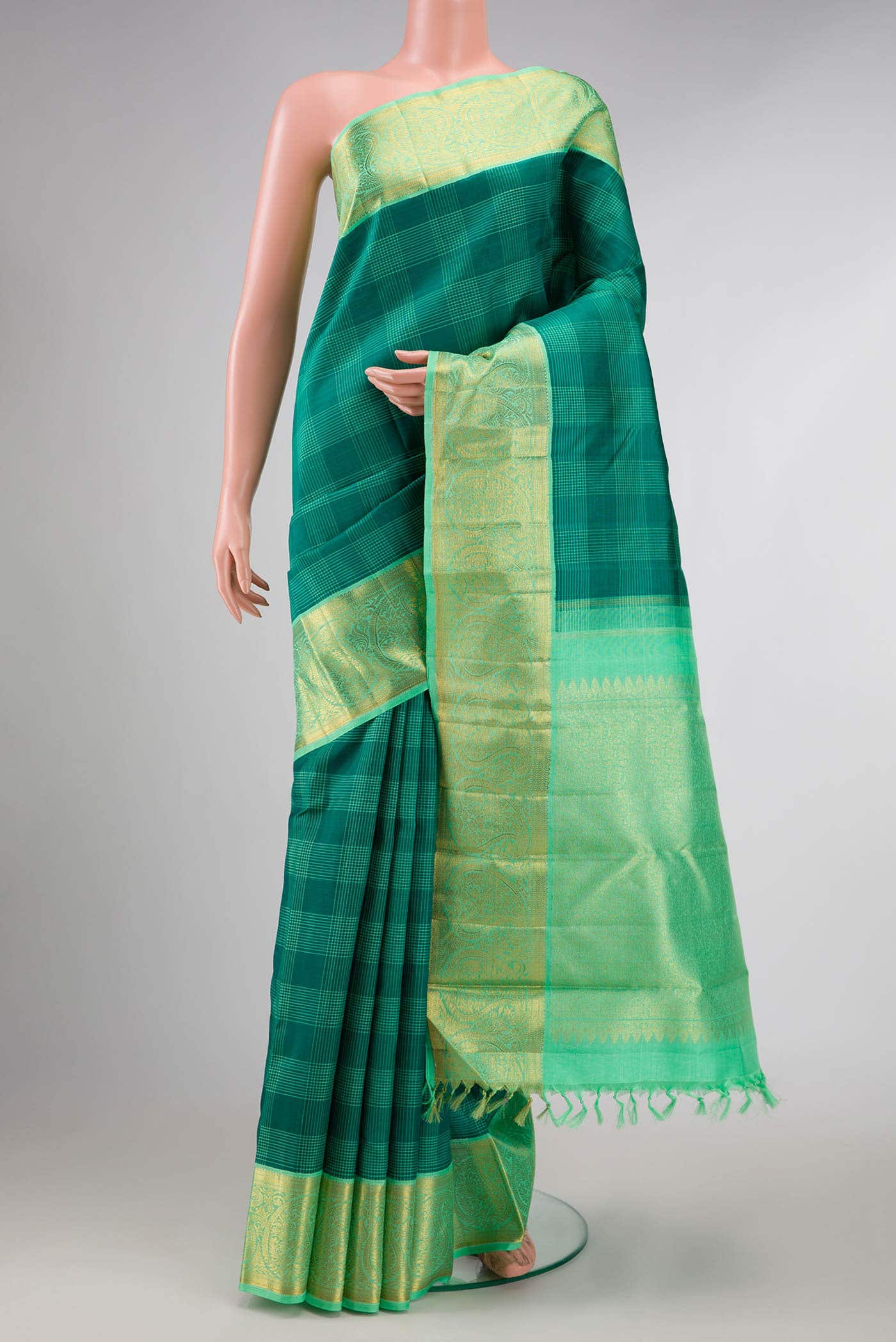 Green Dual Tone Kanchipuram Silk Saree