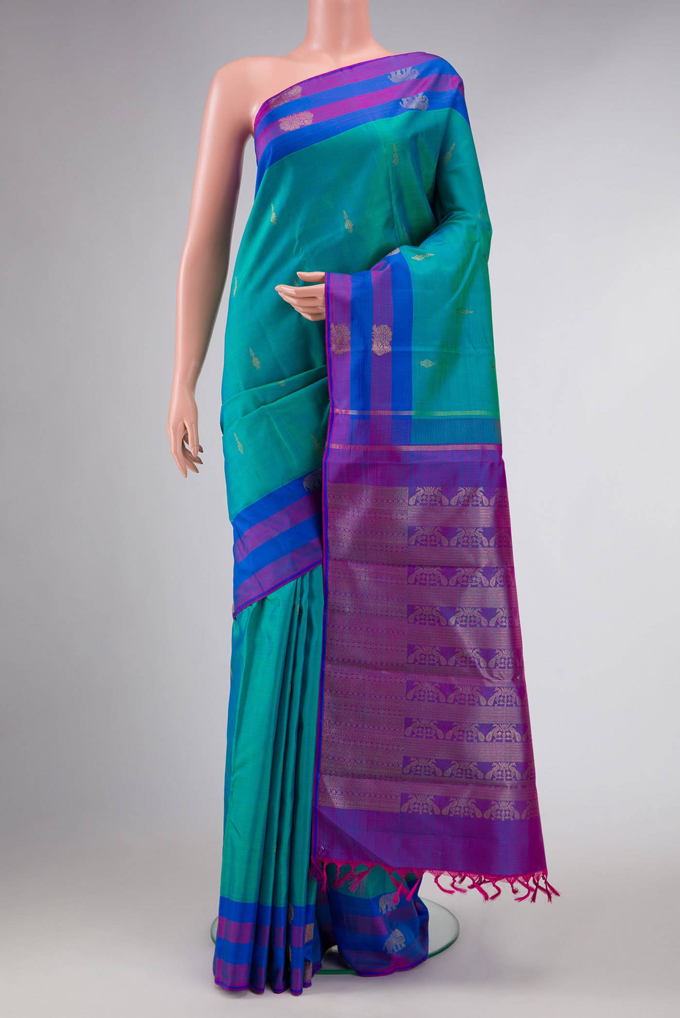 Pure Silk Pure Zari Green Dual Tone Kanchipuram Saree
