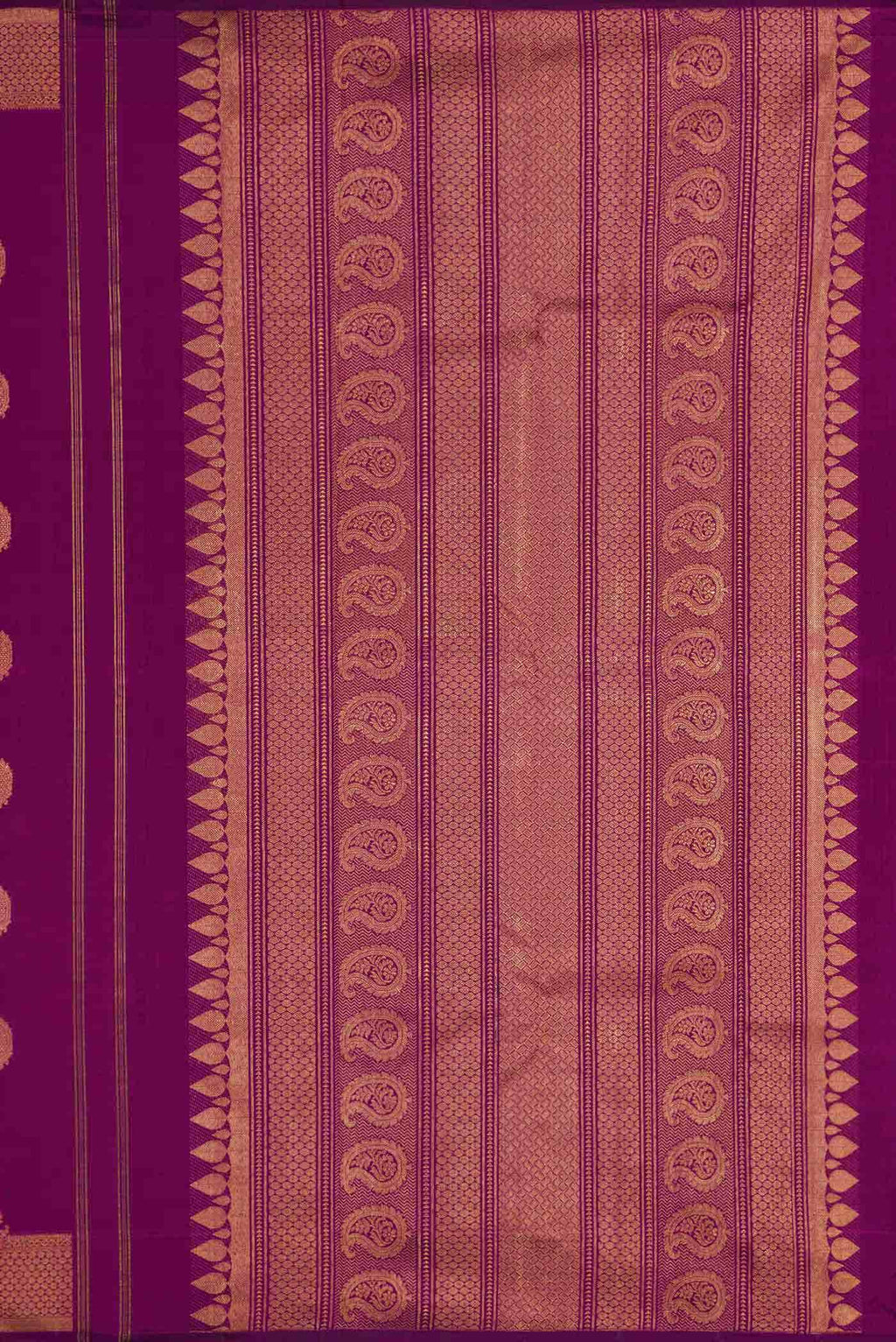 Magenta Dual Tone Kanchipuram Silk Saree