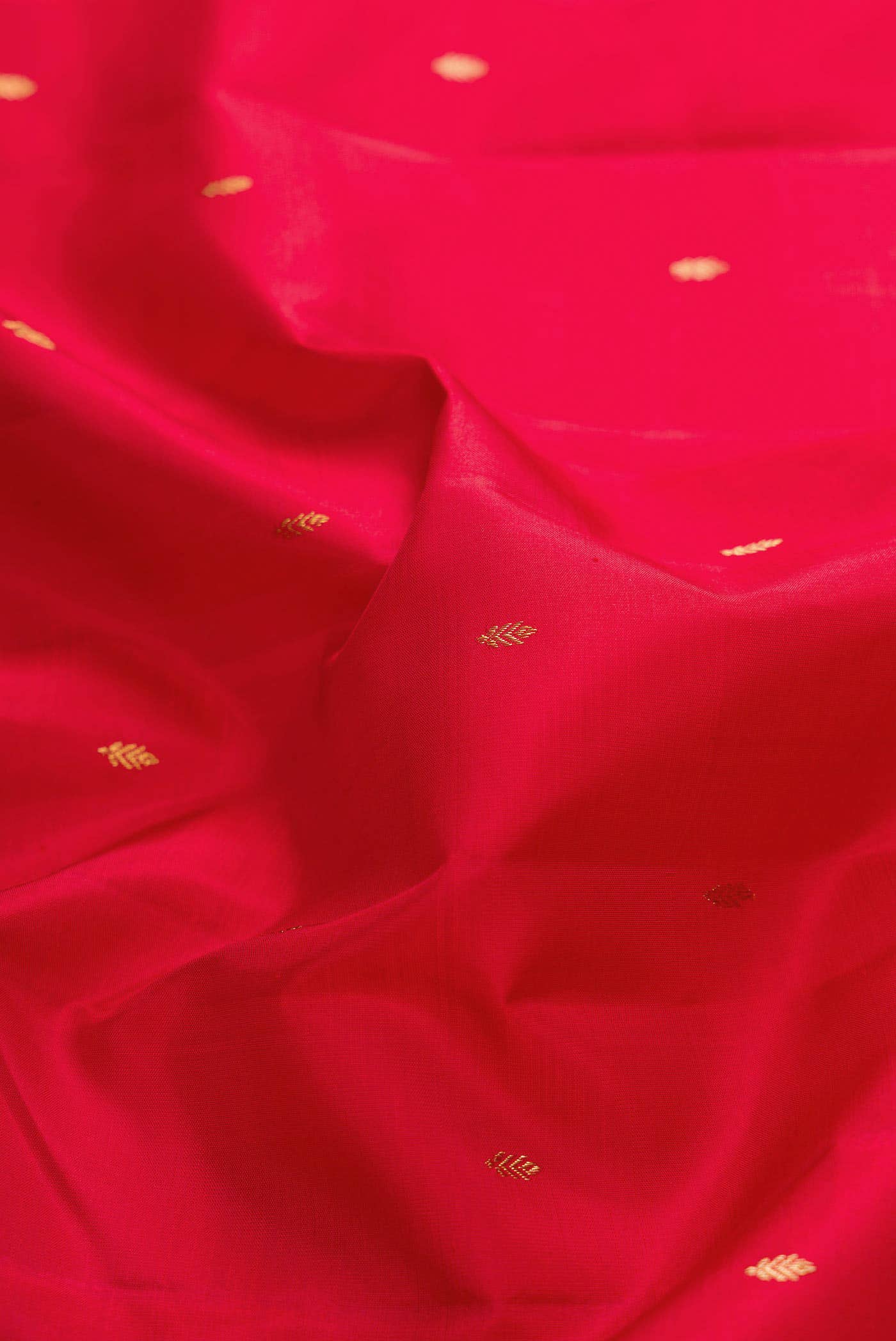 Red Dual Tone Kanchipuram Silk Saree