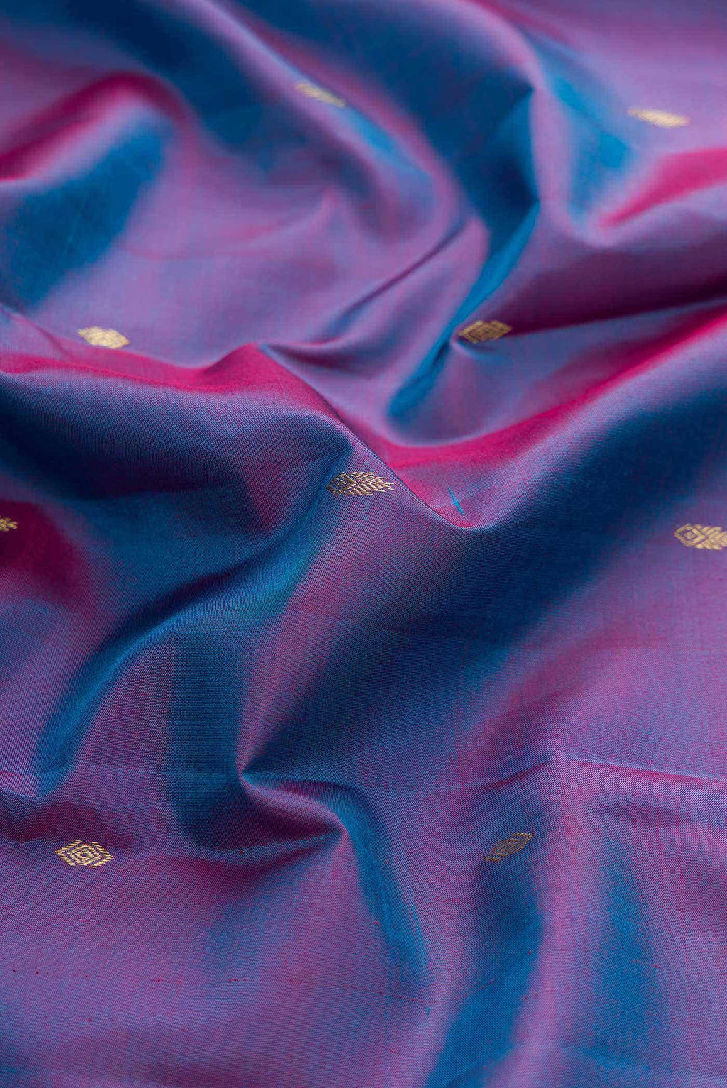 Peacock Blue Dual Tone Kanchipuram Silk Saree