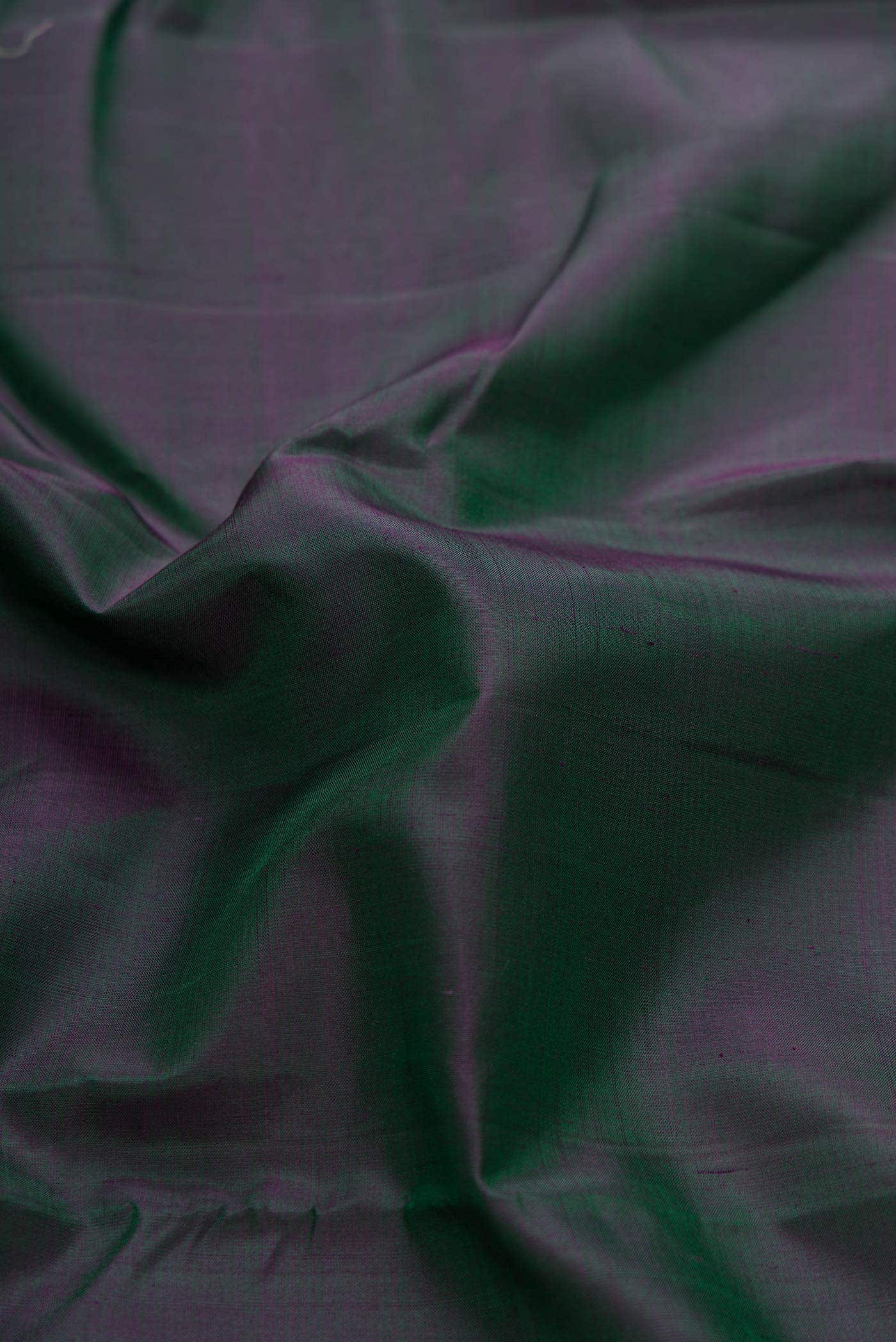 Pure Silk Pure Zari Bottle Green Dual Tone Kanchipuram Saree