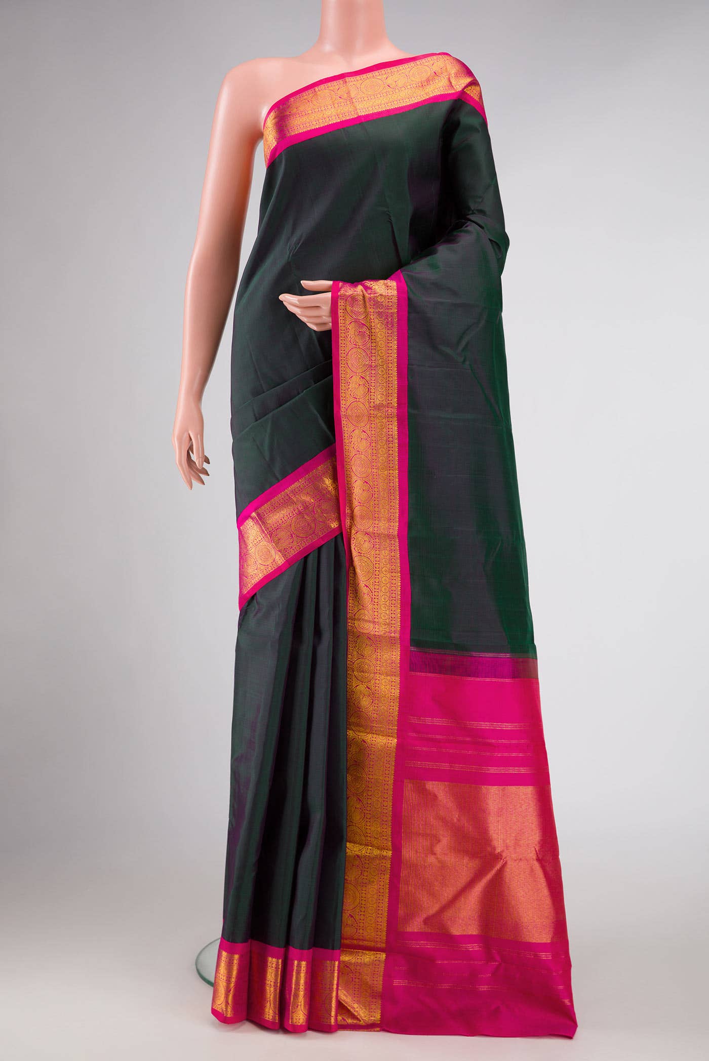 Pure Silk Pure Zari Bottle Green Dual Tone Kanchipuram Saree