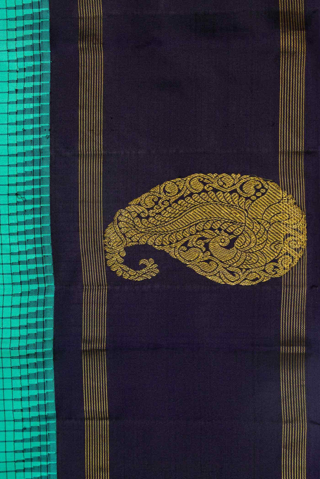 Pure Silk Pure Zari Green Dual Tone Kanchipuram Saree