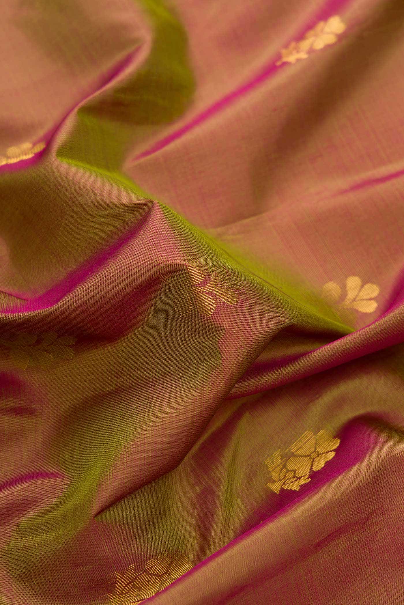 Mehandi Green Dual Tone Soft Silk Saree