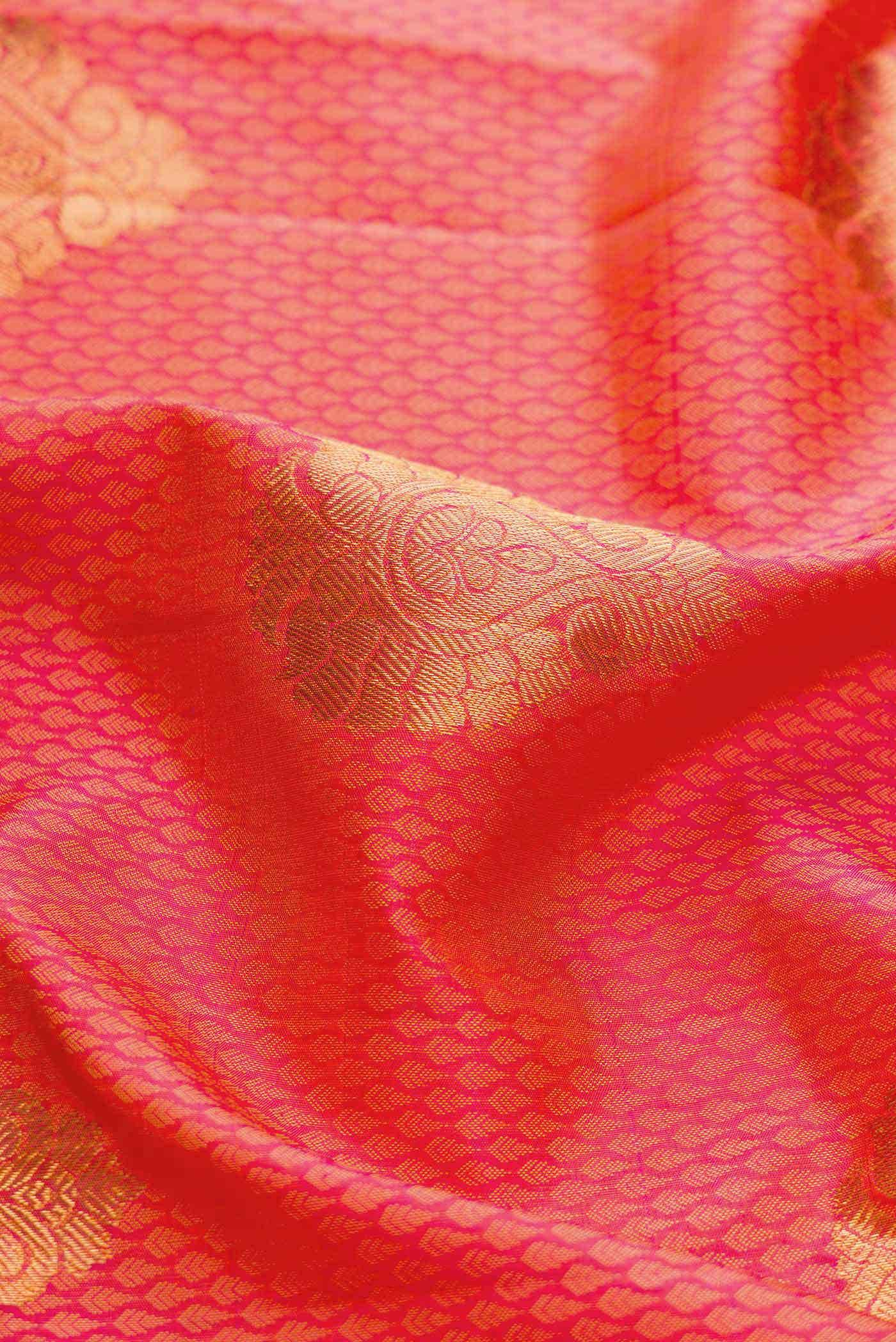 Pure Silk Pure Zari Peach Dual Tone Kanchipuram Saree