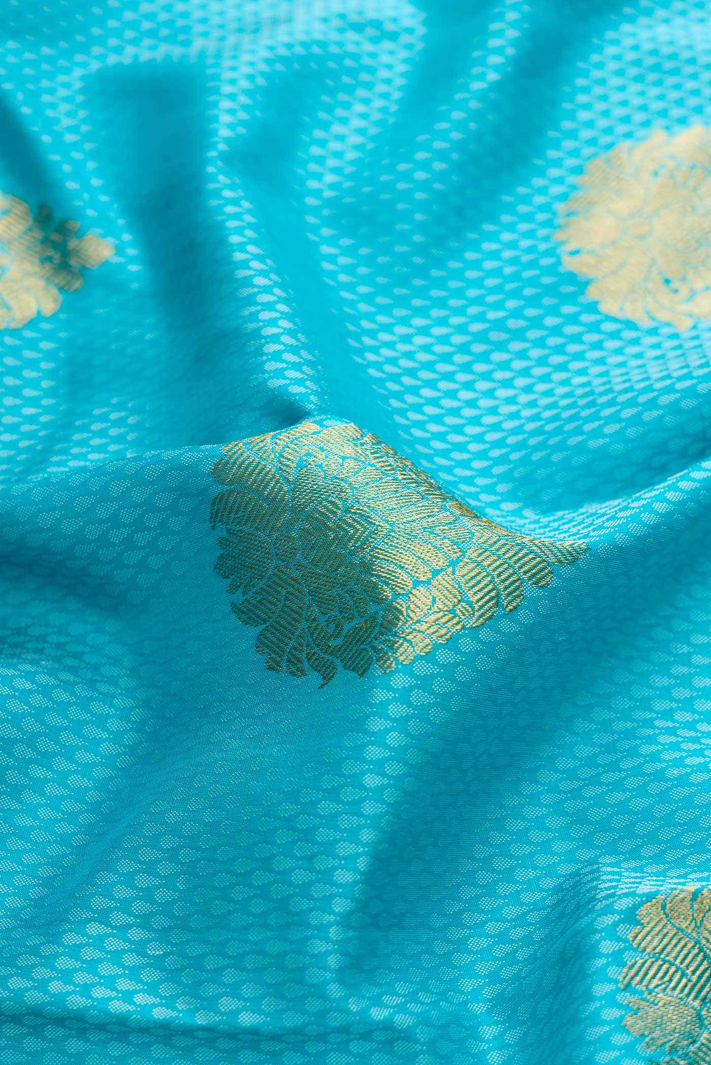Pure Silk Pure Zari Sky Blue Dual Tone Kanchipuram Saree