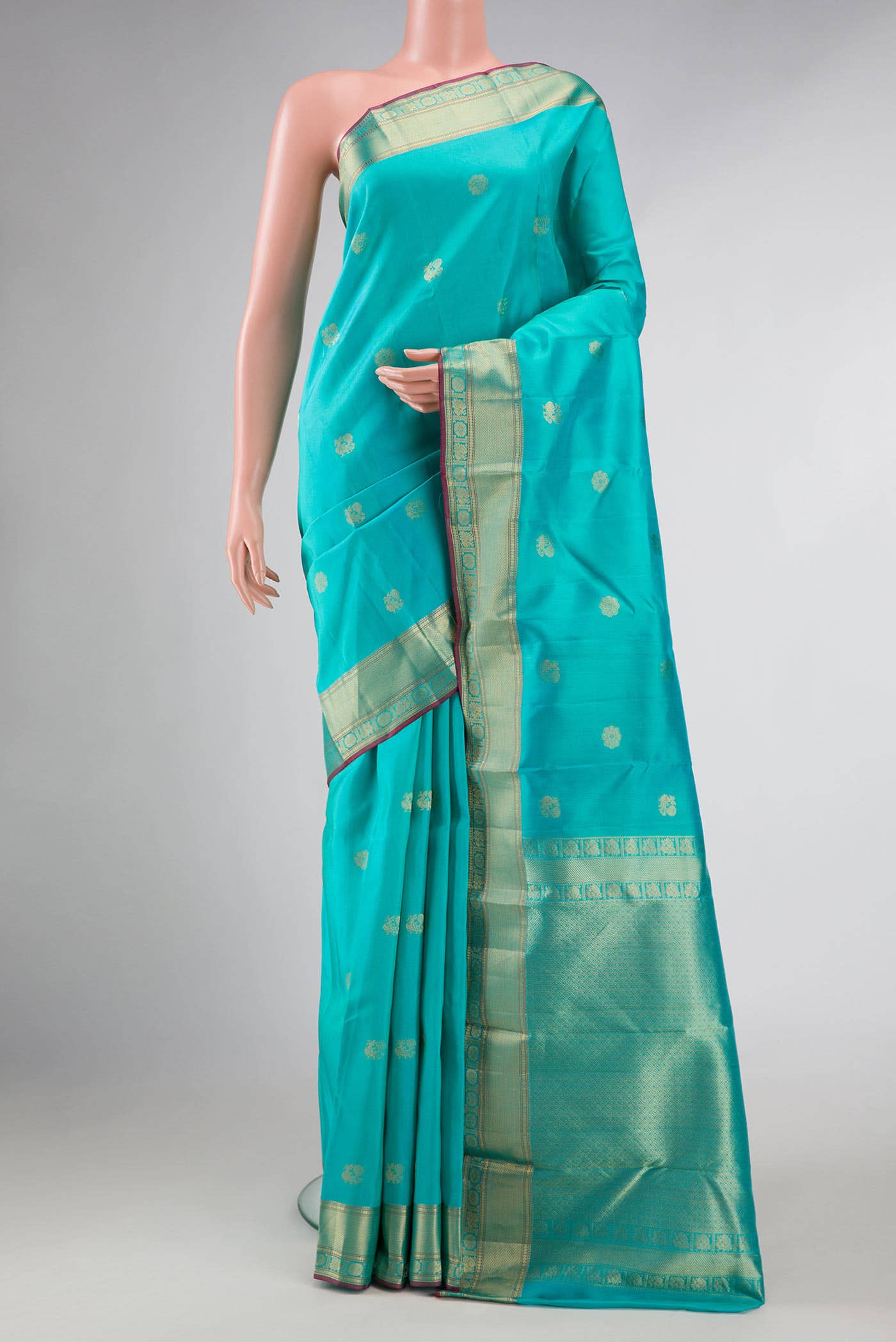 Sky Blue Dual Tone Kanchipuram Silk Saree