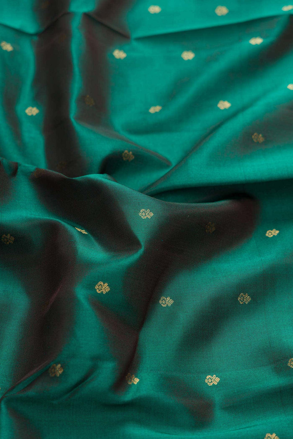 Green Dual Tone Kanchipuram Silk Saree