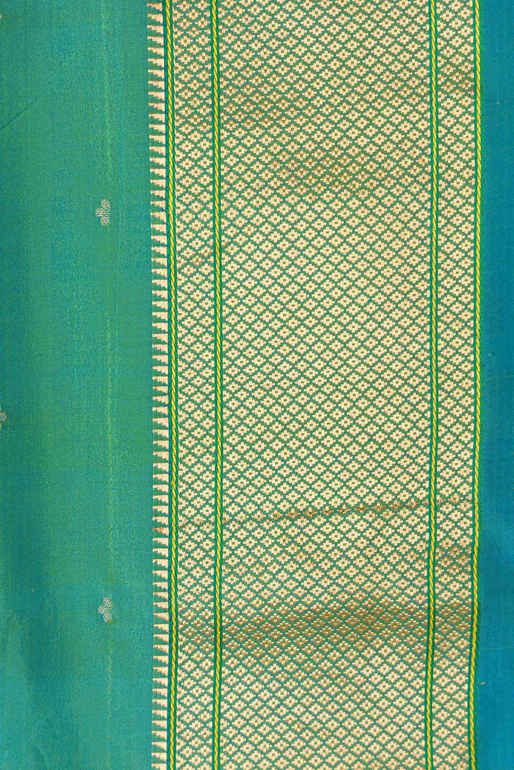 Green Dual Tone Blended Paithani Silk Saree