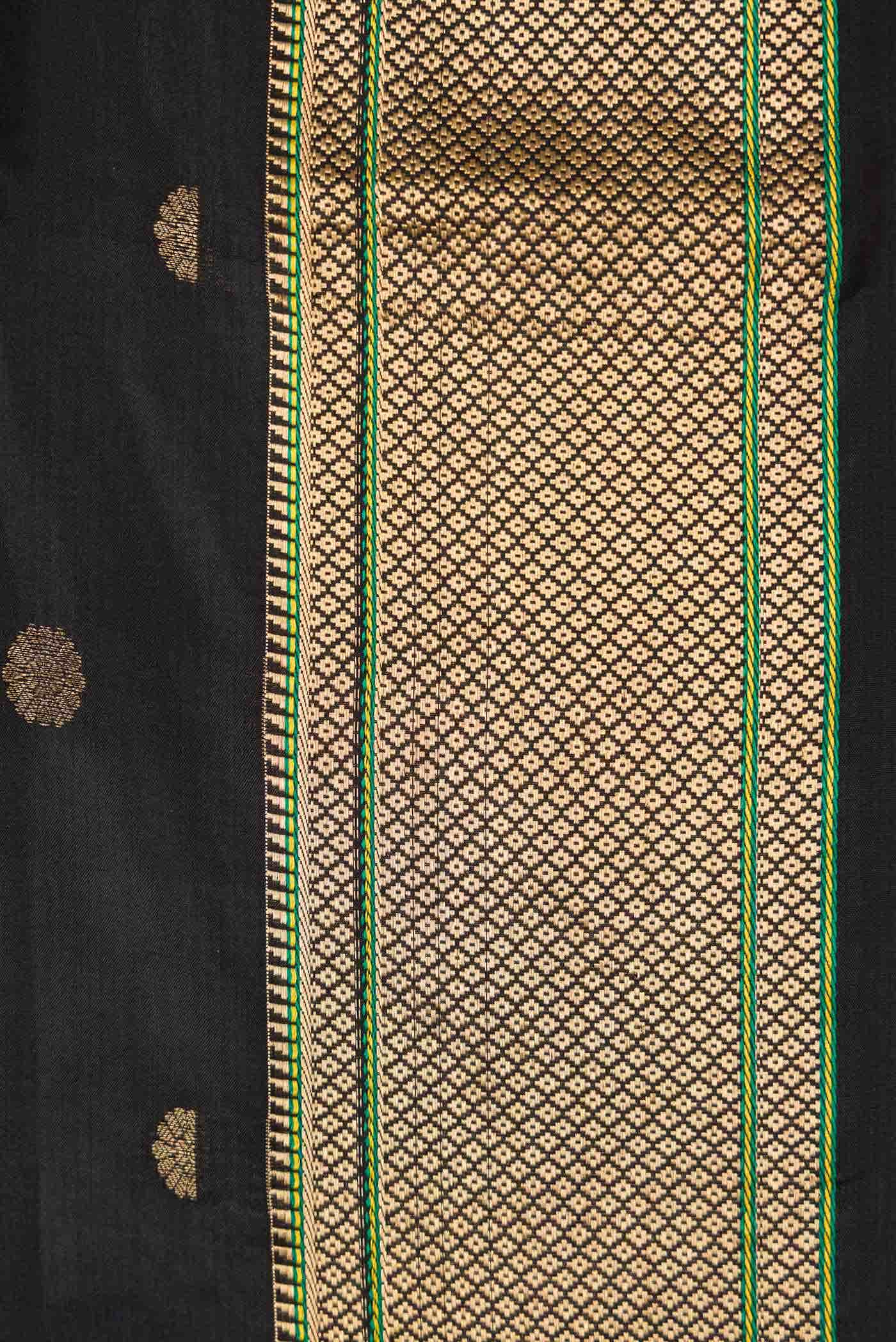 Black Dual Tone Blended Paithani Silk Saree