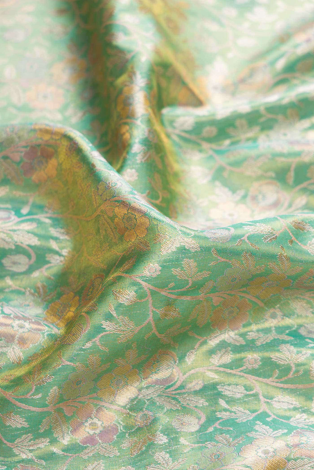 Green Dual Tone Kanchipuram Tissue Silk Saree