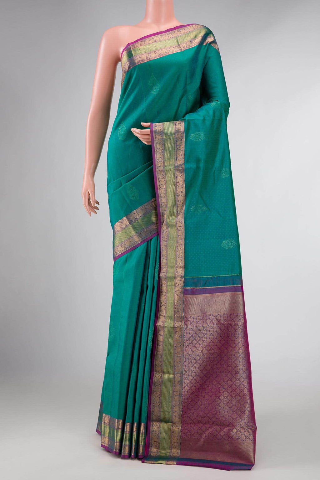 Green Dual Tone Kanchipuram Silk Saree
