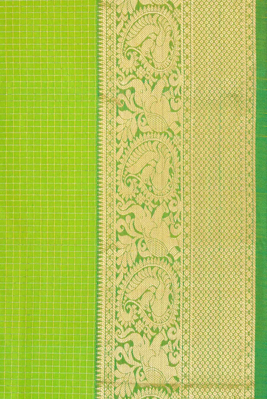 Parrot Green Dual Tone Kanchipuram Silk Saree