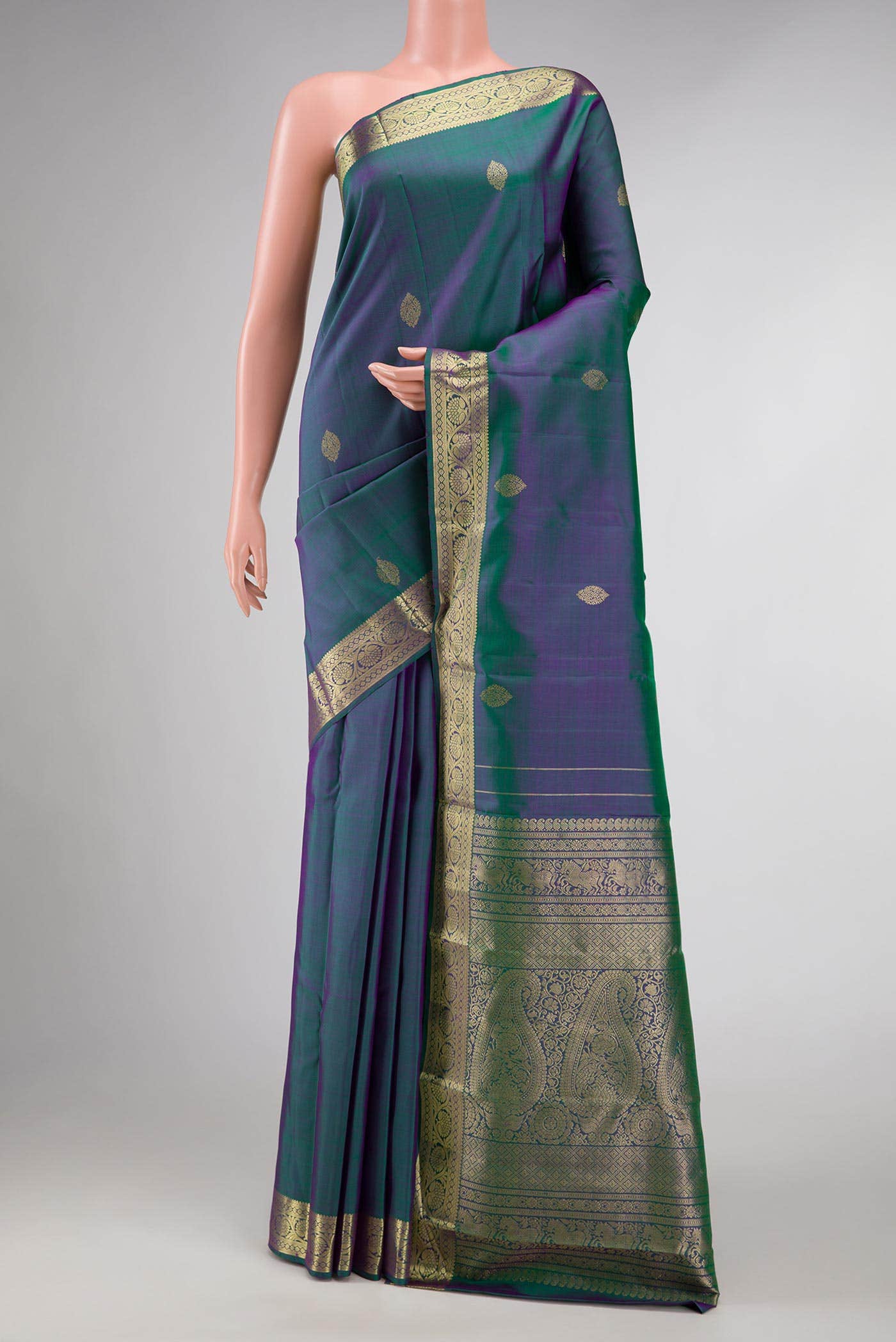 Green Dual Tone Kanchipuram Silk Saree