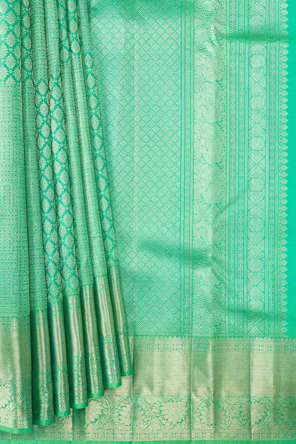 Green Dual Tone Kanchipuram Silk Saree