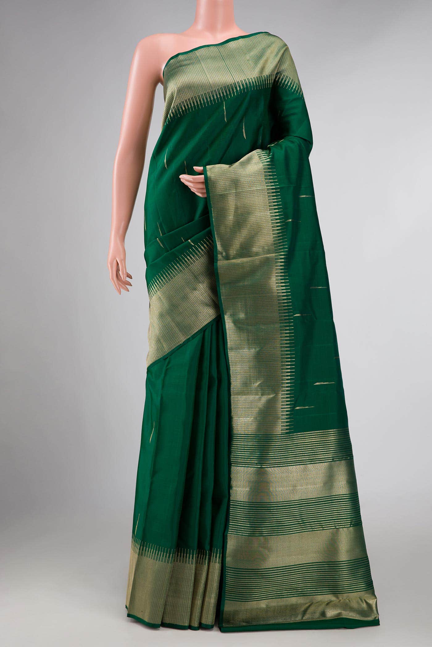 Green Dual Tone Kanchipuram Silk Saree