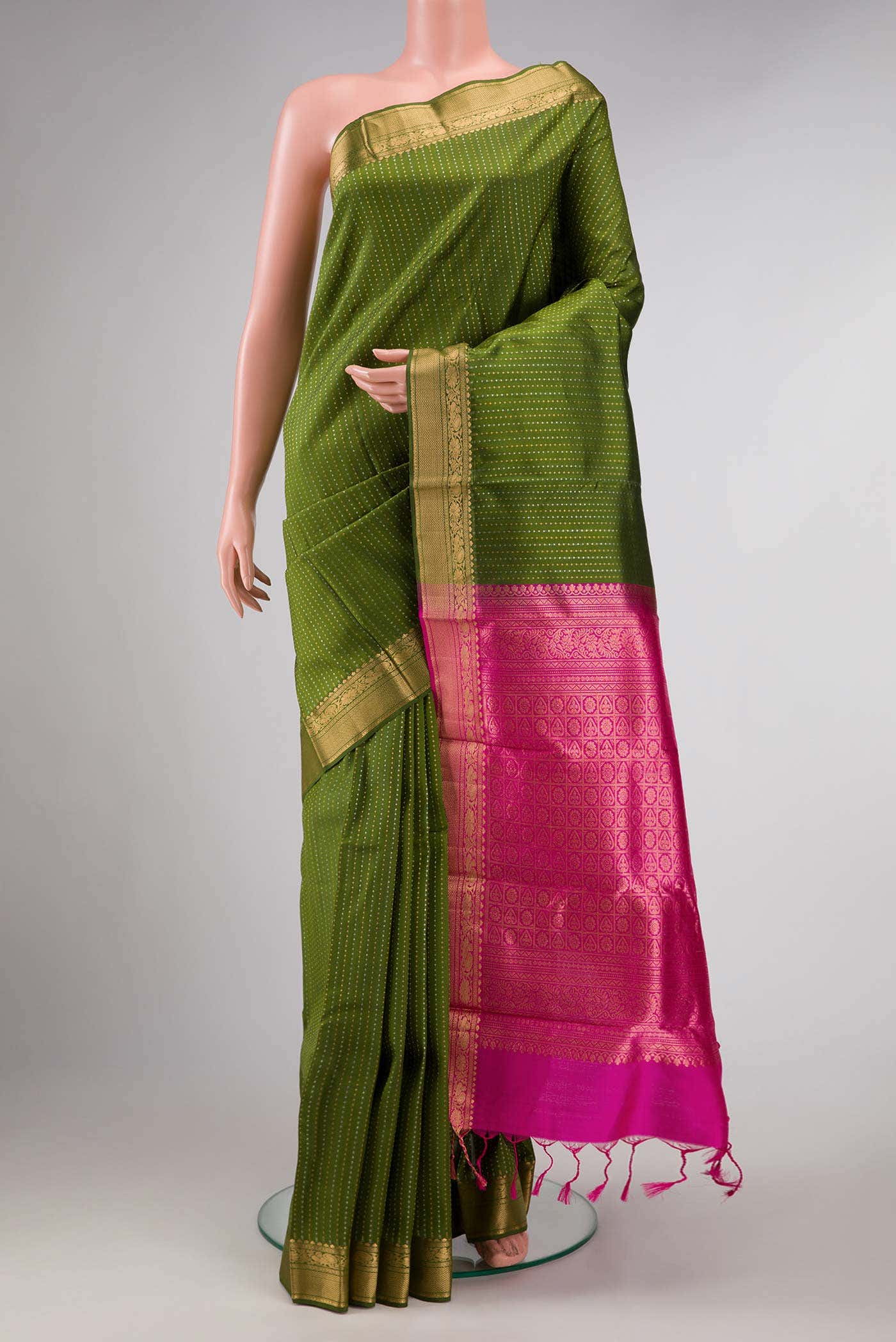 Green Dual Tone Kanchipuram Silk Saree