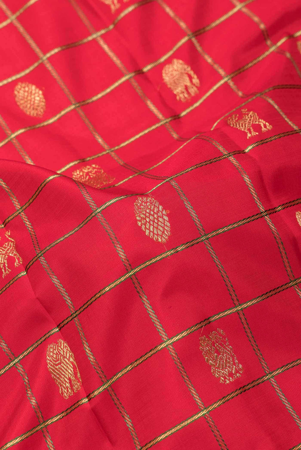 Pure Silk Pure Zari Red Dual Tone Kanchipuram Saree