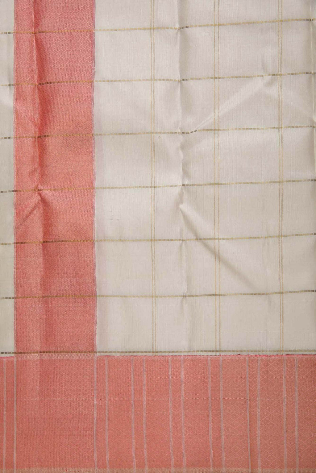 Off White Silk Dhoti With Angavastram (8X4) Muzham