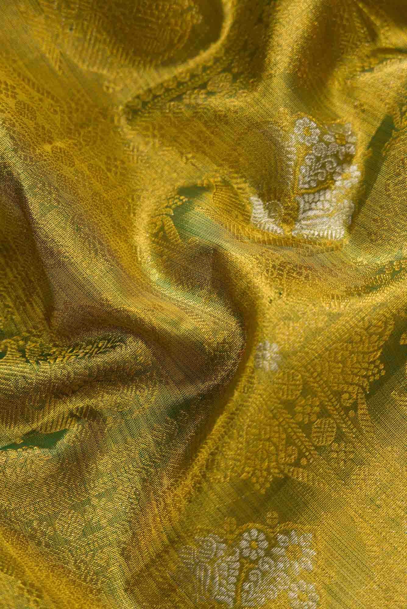 Green Dual Tone Kanjivaram Tissue Silk Saree
