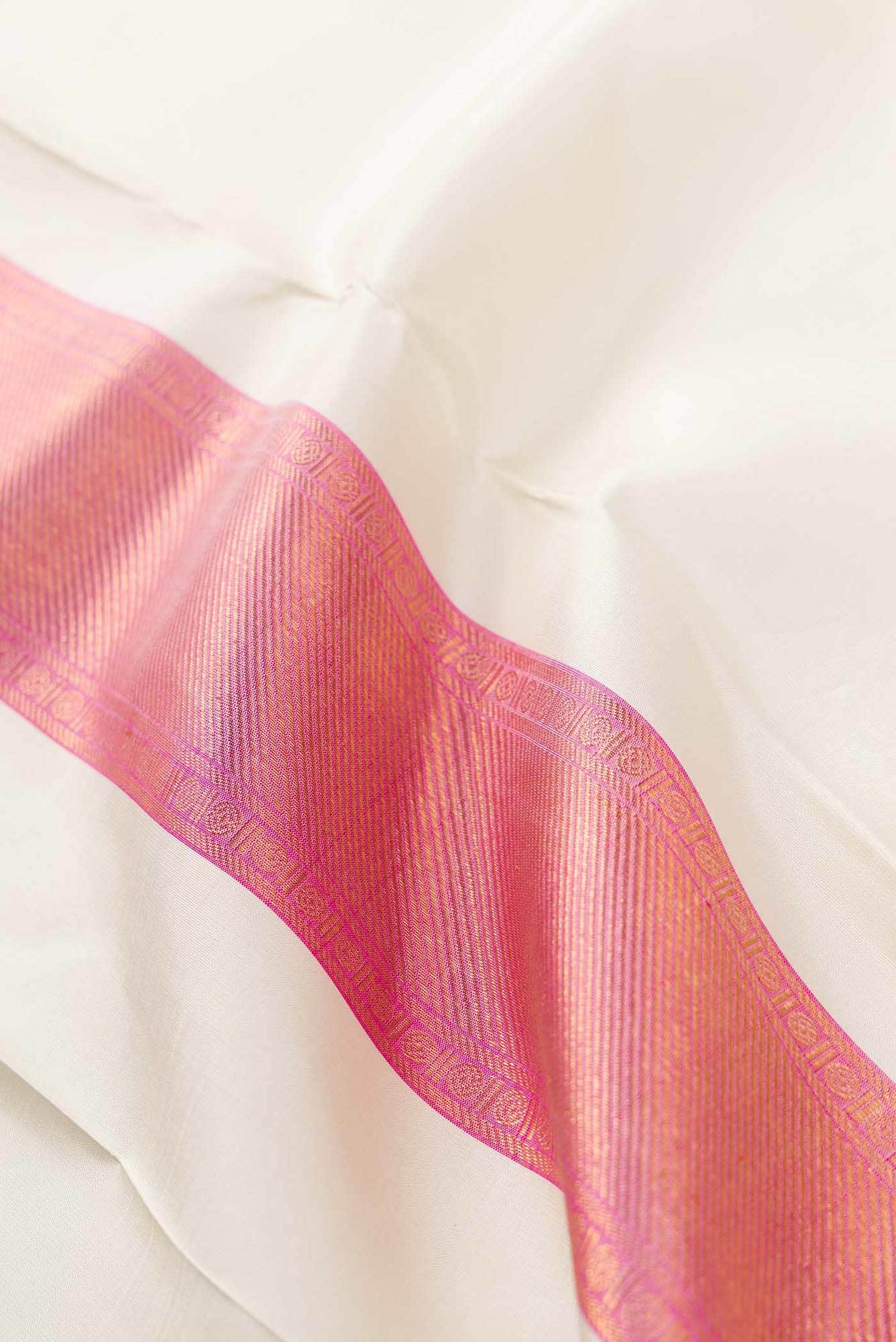 Off White Silk Dhoti With Angavastram (9X 5) Muzham