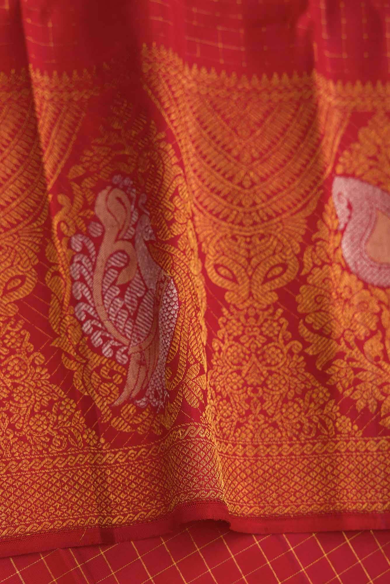 Green Dual Tone Kanchipuram Silk Saree