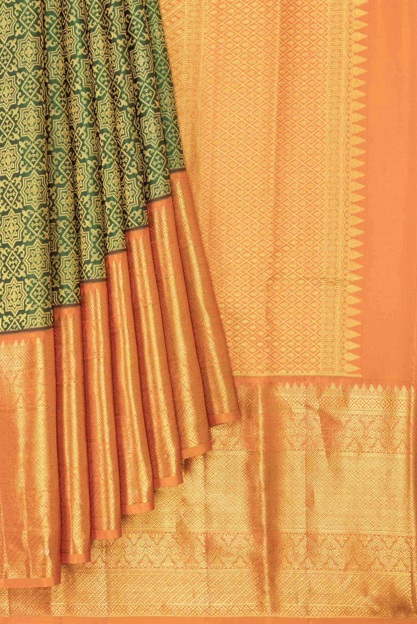 Green Dual Tone Kanchipuram Silk Saree