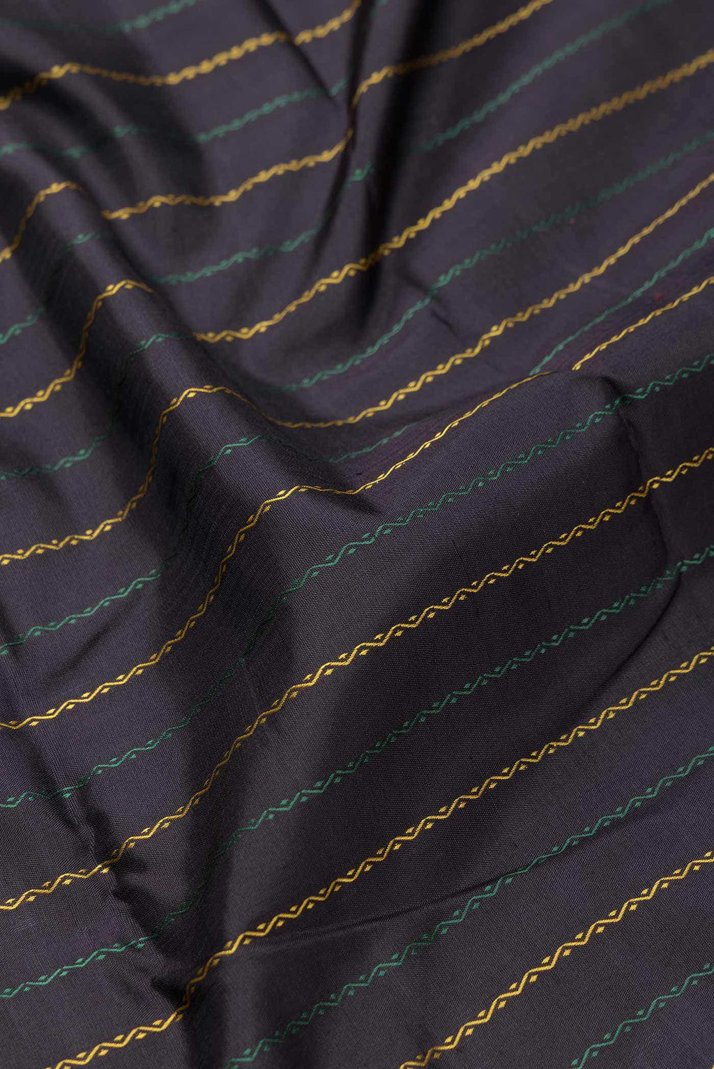Pure Silk Pure Zari Black Dual Tone Kanchipuram Saree