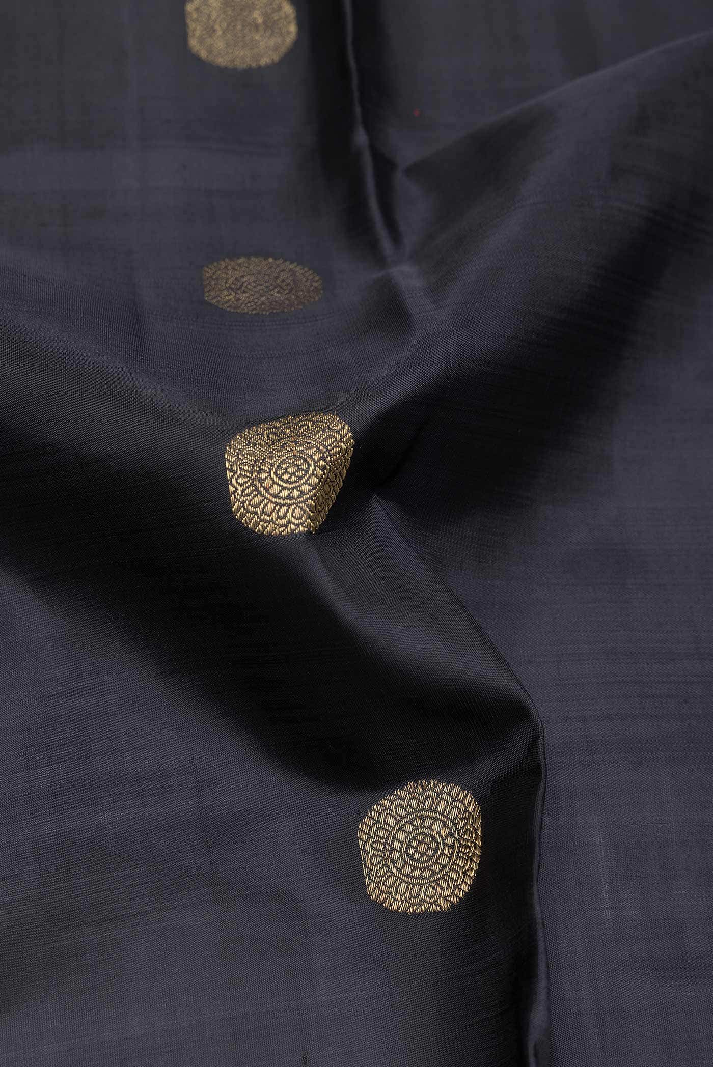 Pure Silk Pure Zari Black Dual Tone Kanchipuram Saree
