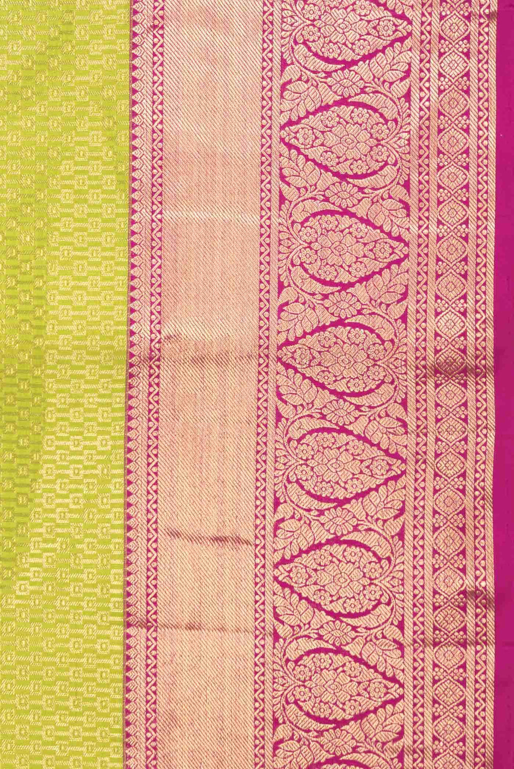 Parrot Green Dual Tone Kanchipuram Silk Saree